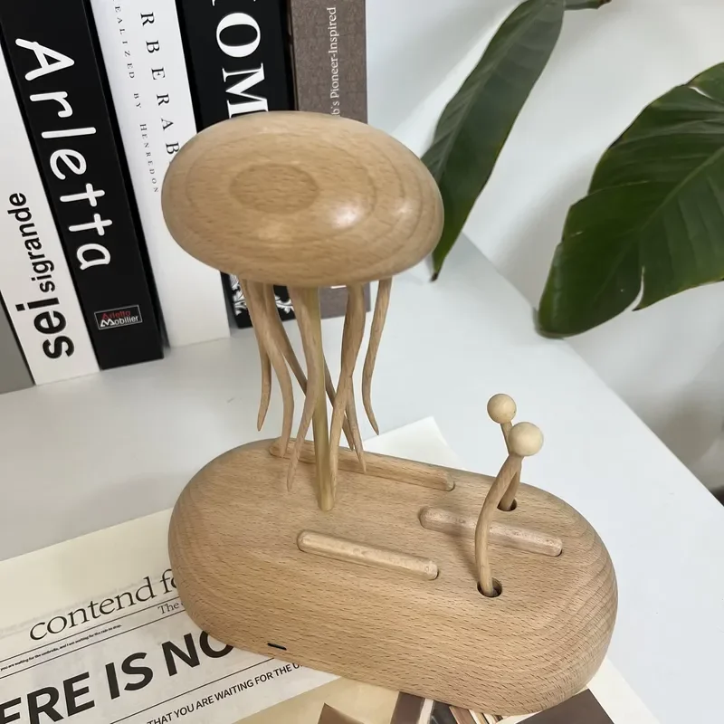 Wooden movable jellyfish kinetic craft figurines, hand-carved tabletop decorations, bulk supply to museums and retail gift