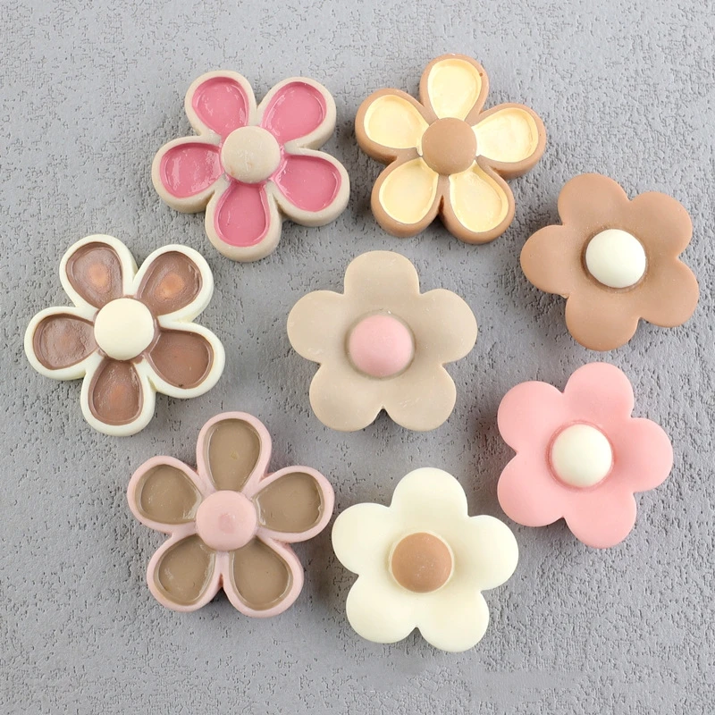 

Vintage Flowers Resin Flatback Cabochon for DIY Craft Wholesale 20pcs Beige Flora Resin Home Decoration Accessory Ornament