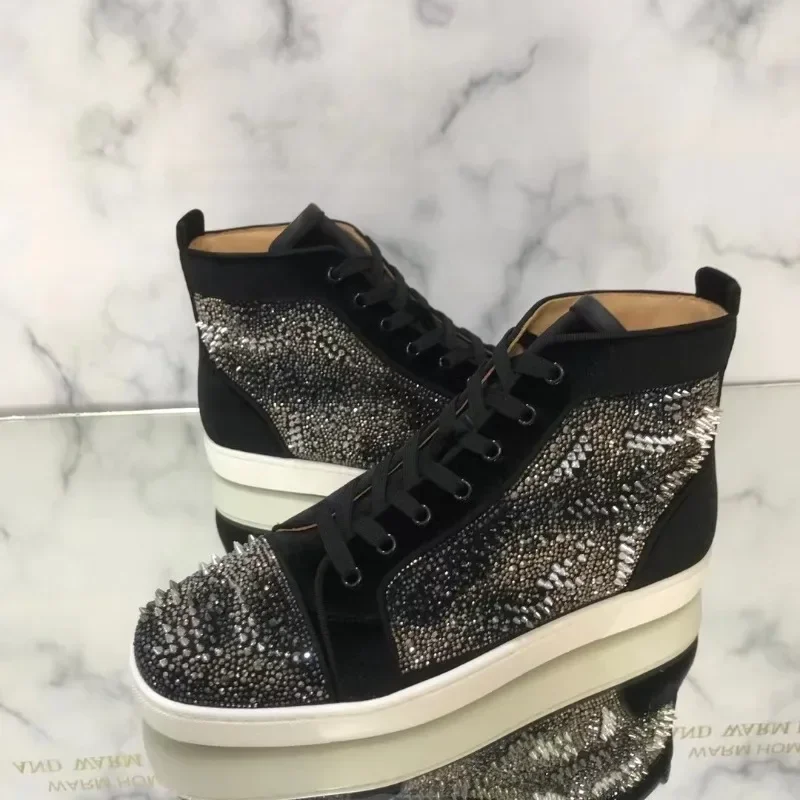 

Luxury High Top Men Trainers Driving Spiked Black Suede Genuine Leather Wedding Small Silver Leopard Rivets Flats Sneakers Shoes