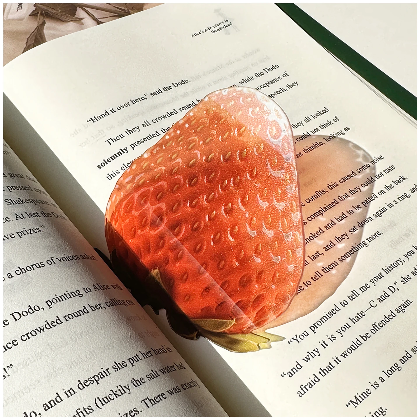 Acrylic Transparent Fruit Bookmark Cute Reading Mark Premium Stationery Gift For Book Lovers Apple Strawberry Shape