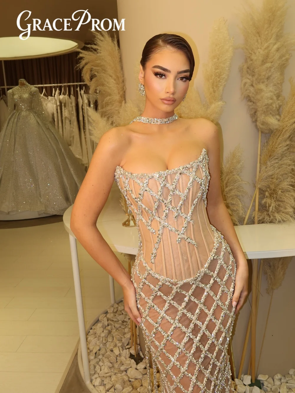

Элегантное вечернее платье без бретелек 2026 с блестящей сеткой и стразами, для красной дорожки, чувственное, с шлейфом-русалкой, для торжественных мероприятий