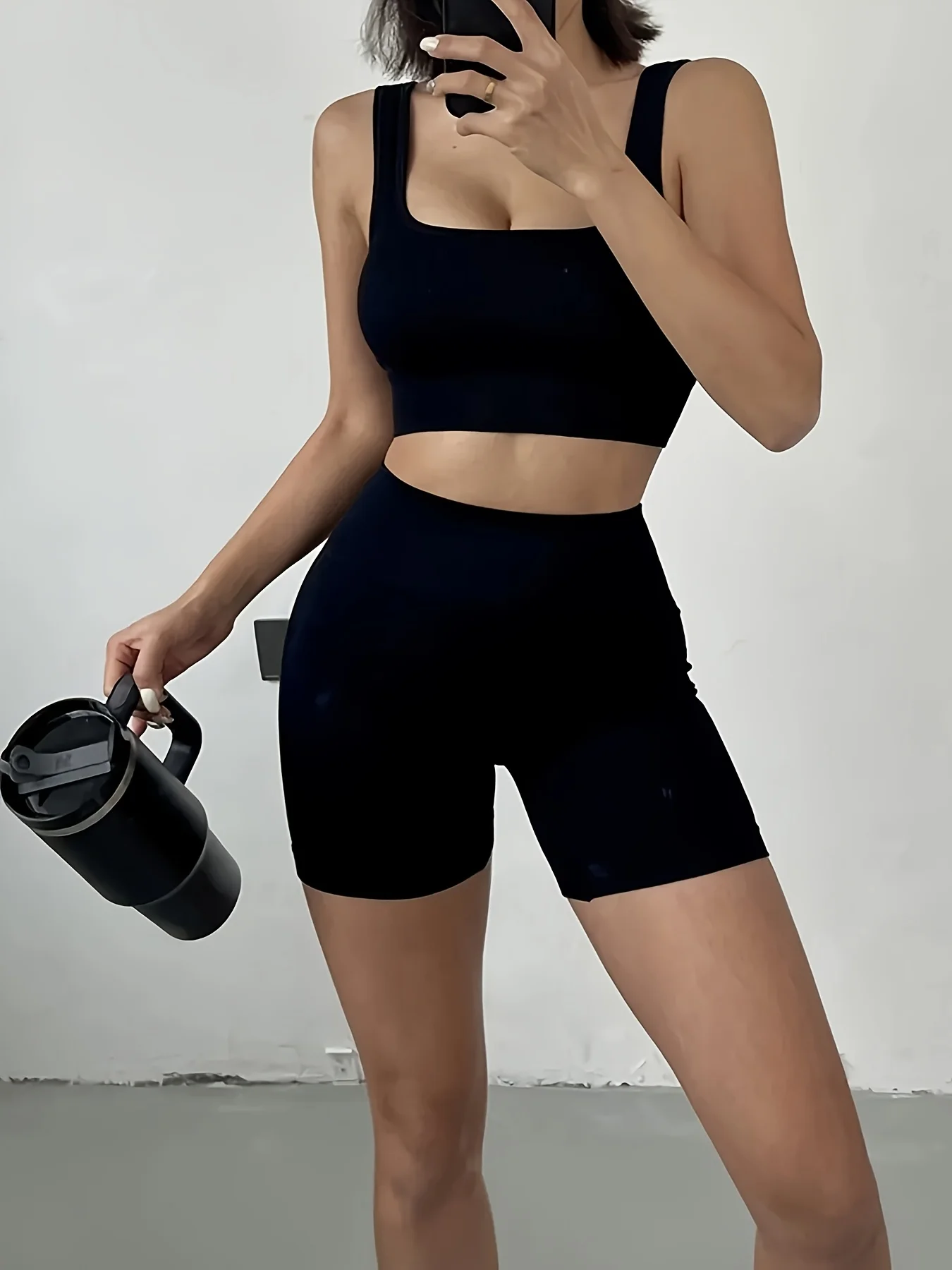 Damen High-Waist Biker-Shorts mit Po-Lifting-Effekt - Atmungsaktive, feuchtigkeitsableitende Kompressionsshorts für Laufen, Fitness & Yoga – Detail 17