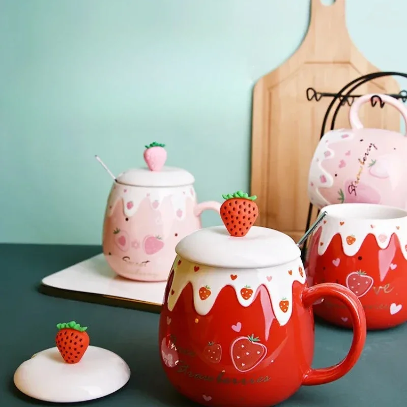 Strawberry Mug with Lid,Ceramic Mugs 450ML,Korean Coffee Cups,Cute Breakfast Porcelain Mug for Woman,Student