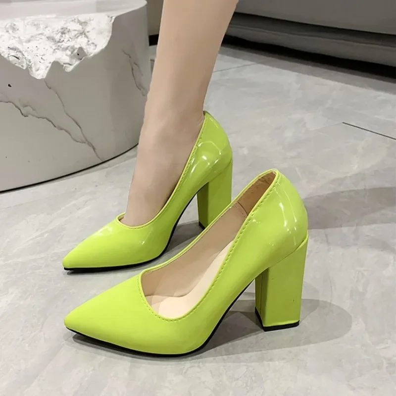 Large Size Women\'s High Heels 2024 New Pointed Square Heel Office Wedding Party Luxurious Women\'s Shoes Shallow Mouth Daily Wear