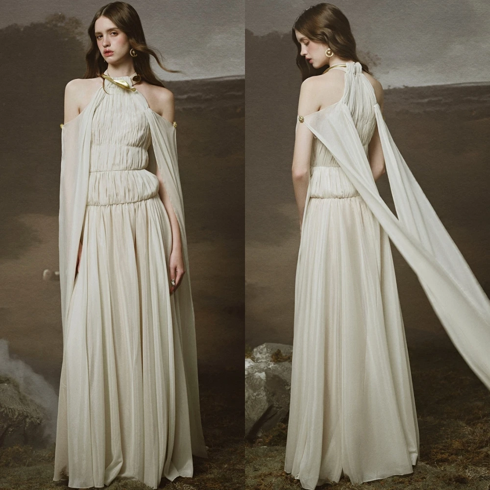 

Customized Simple Chiffon Halter Evening Dress Exquisite Sleeveless Prom Dresses Delicate Sweep Train Special Occasion Gowns