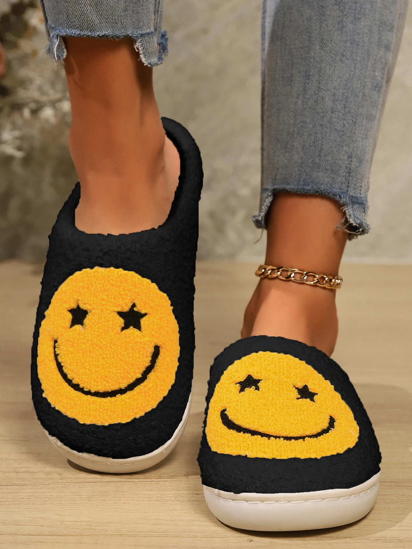 Women's Winter Slippers New Halloween Cartoon Star Eyes Smiling Face Indoor Warm Plush Slippers