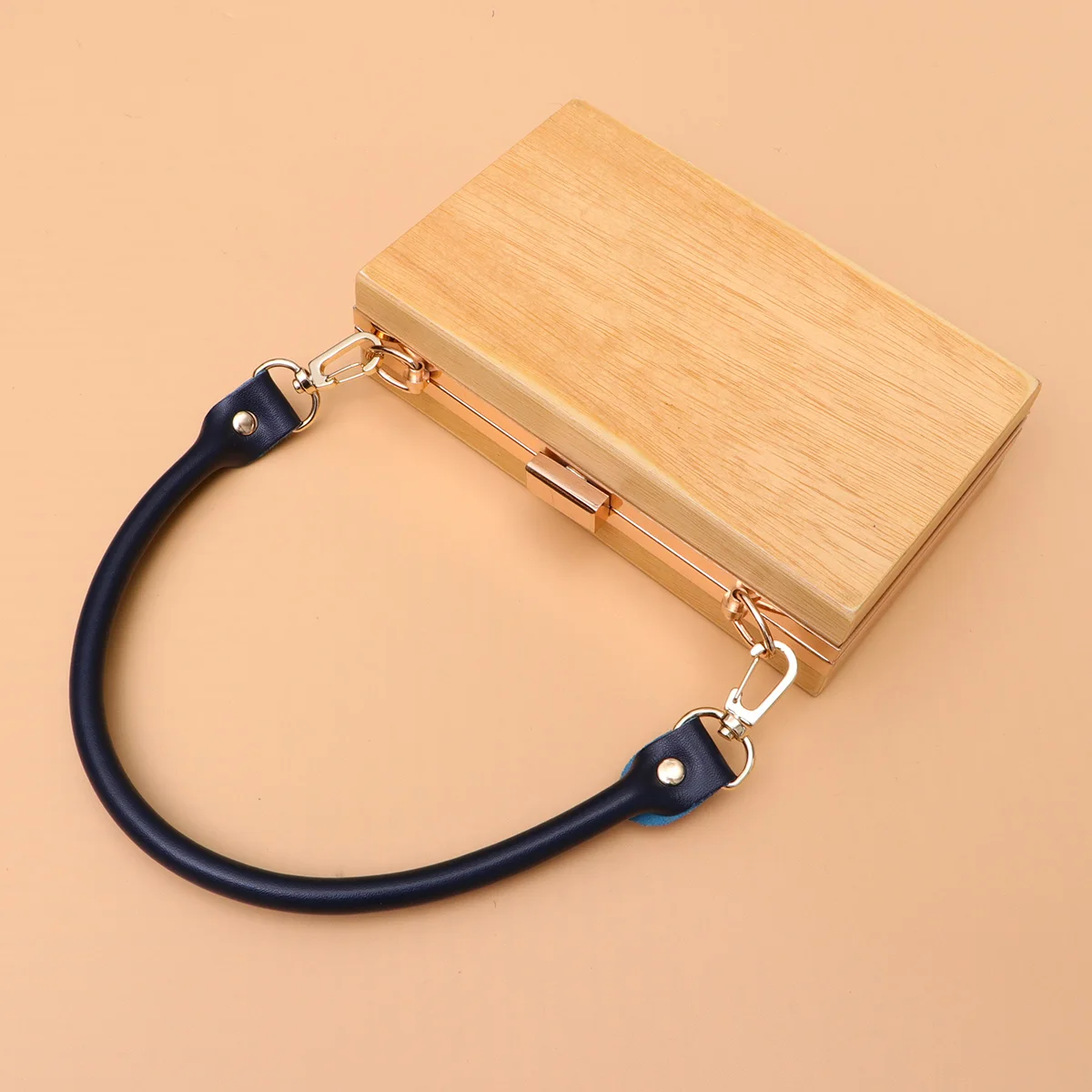 стильная сумка из воловьей кожи