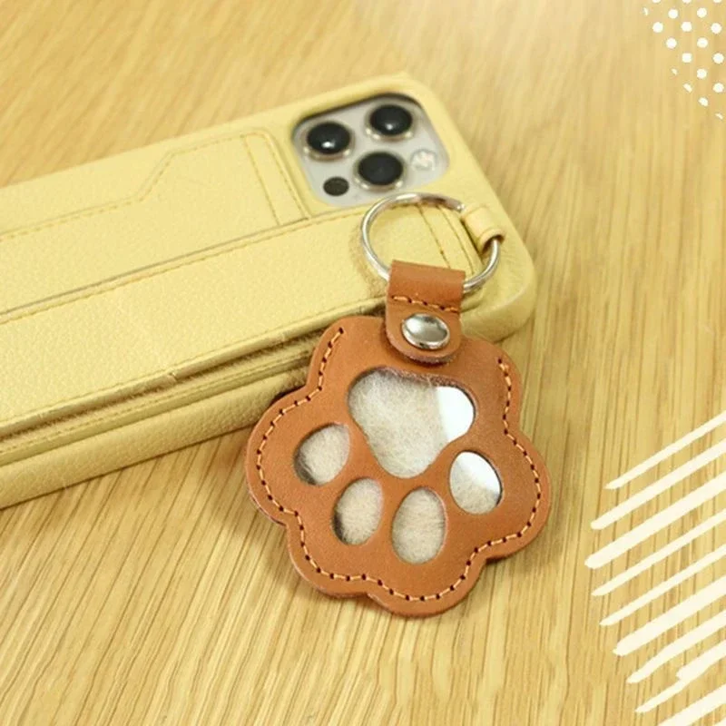 

PU Leather Pet Hair Memorial Keychain, Cat Paw Shaped Keepsake Accessory for Dog & Cat Lovers