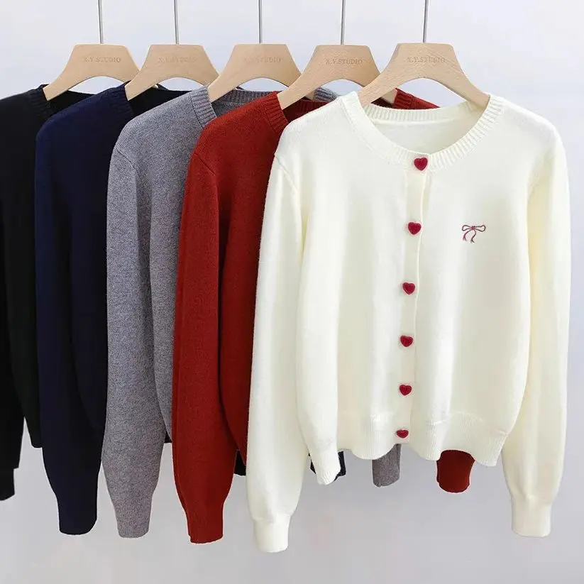 

2025 Women Knitted Cardigan Bow Embroidery O-Neck Single Breasted Heart-shaped Button Sweater Korean Casual Solid Knitting Tops