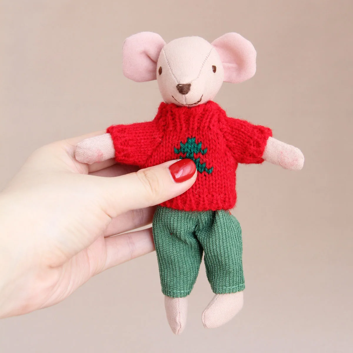 Zabawka domek dla lalek H-15 cm Świąteczna myszka z wymiennymi strojami, odpowiednia do dekoracji domek dla lalek Bjd Ob11