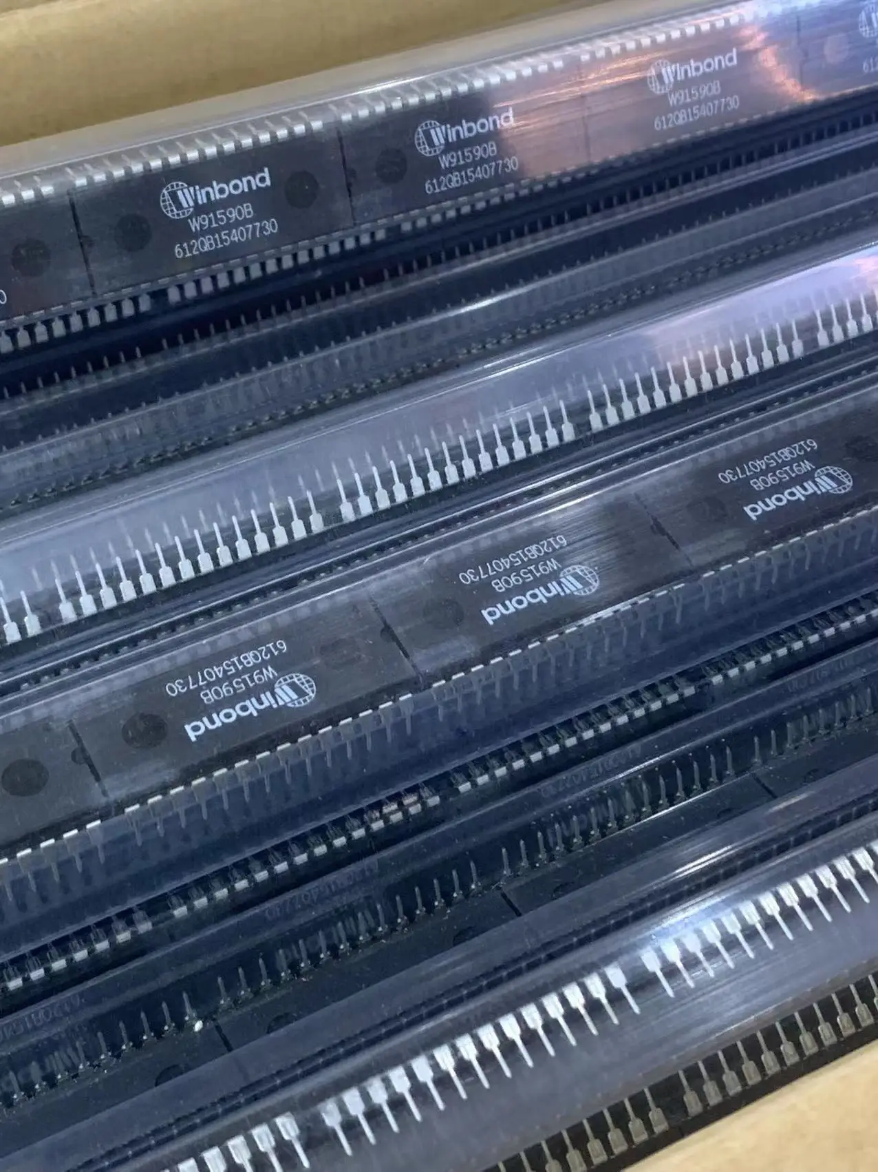 

W91590B （1pcs）integrated circuit chip IC, brand new in stock quality assurance