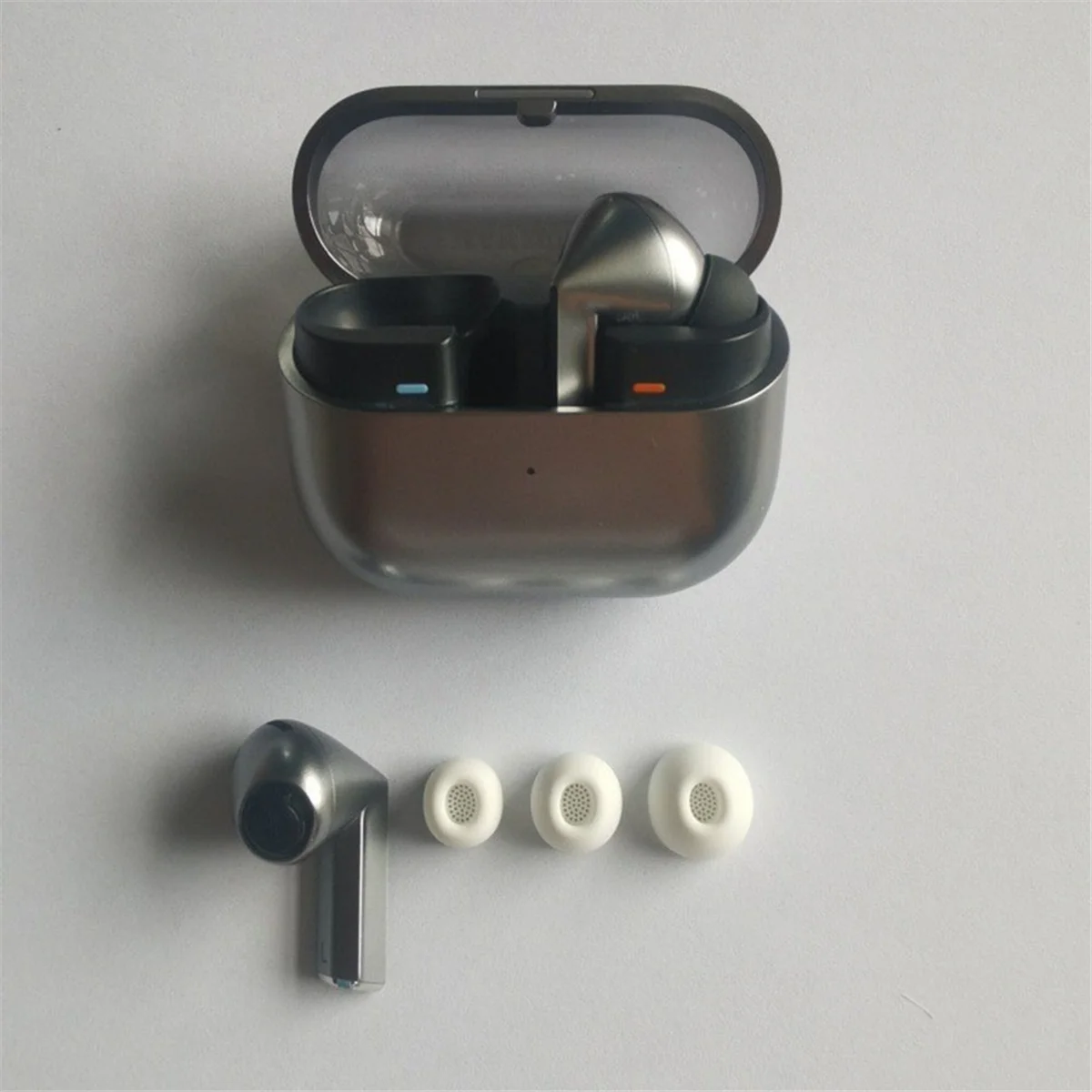 مجموعة أطراف أذن من السيليكون مكونة من 3 أزواج لسماعات الأذن لـ Buds 3Pro - عزل صوت معزز، مقاس آمن، أطراف أذن بديلة مريحة أ