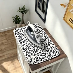 Portable Heat-Resistant Ironing Mat, Foldable Ironing Pad ,Travel Ironing Blanket,Space-Saving Design for Travel/Home Use, Fits