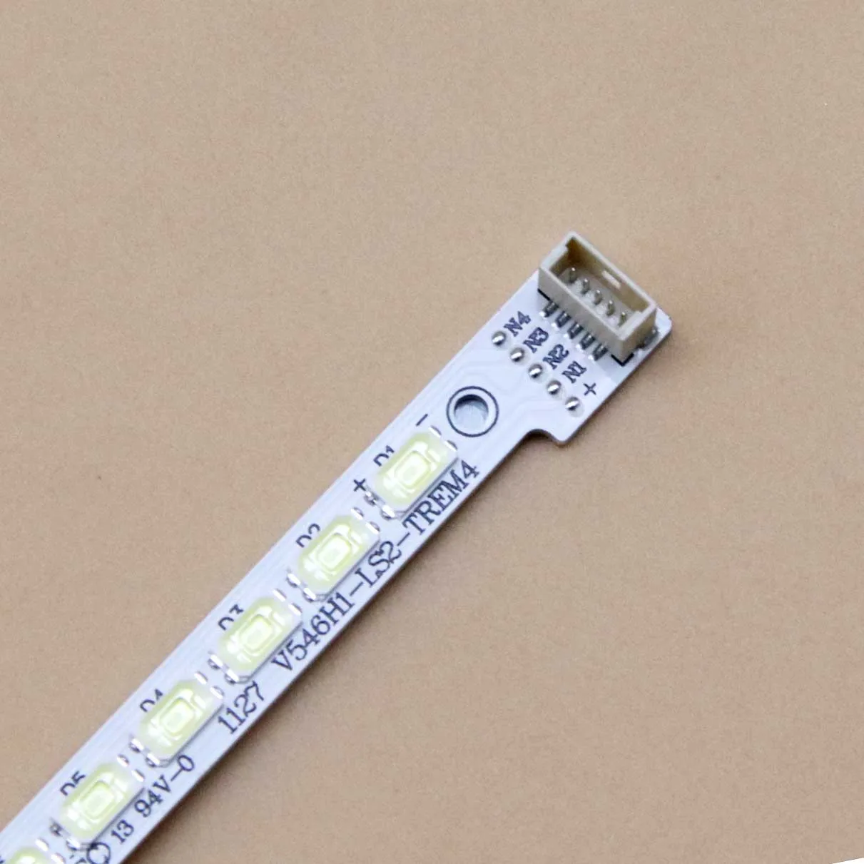 Kits TV's Illumination Bars For Skyworth 55E65SG Backlight Strip V546H1-LS2-TLEM4/TREM4 Array Bands For Konka LED55IS95D Tapes