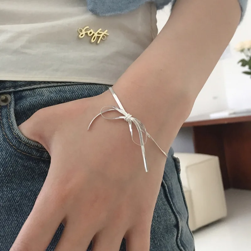 

INS Trend Sweet Bow Knot Snake Bone Chain Bracelet for Women Girl's Simple Design Bracelet Vintage Jewelry Gifts