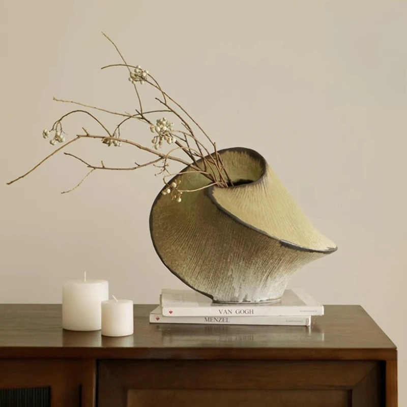 Ceramics Vase Bedroom Aesthetic Decorative Vases Luxury Vase for Dried Flowers Elegant Room Ornaments Modern Home Decorations