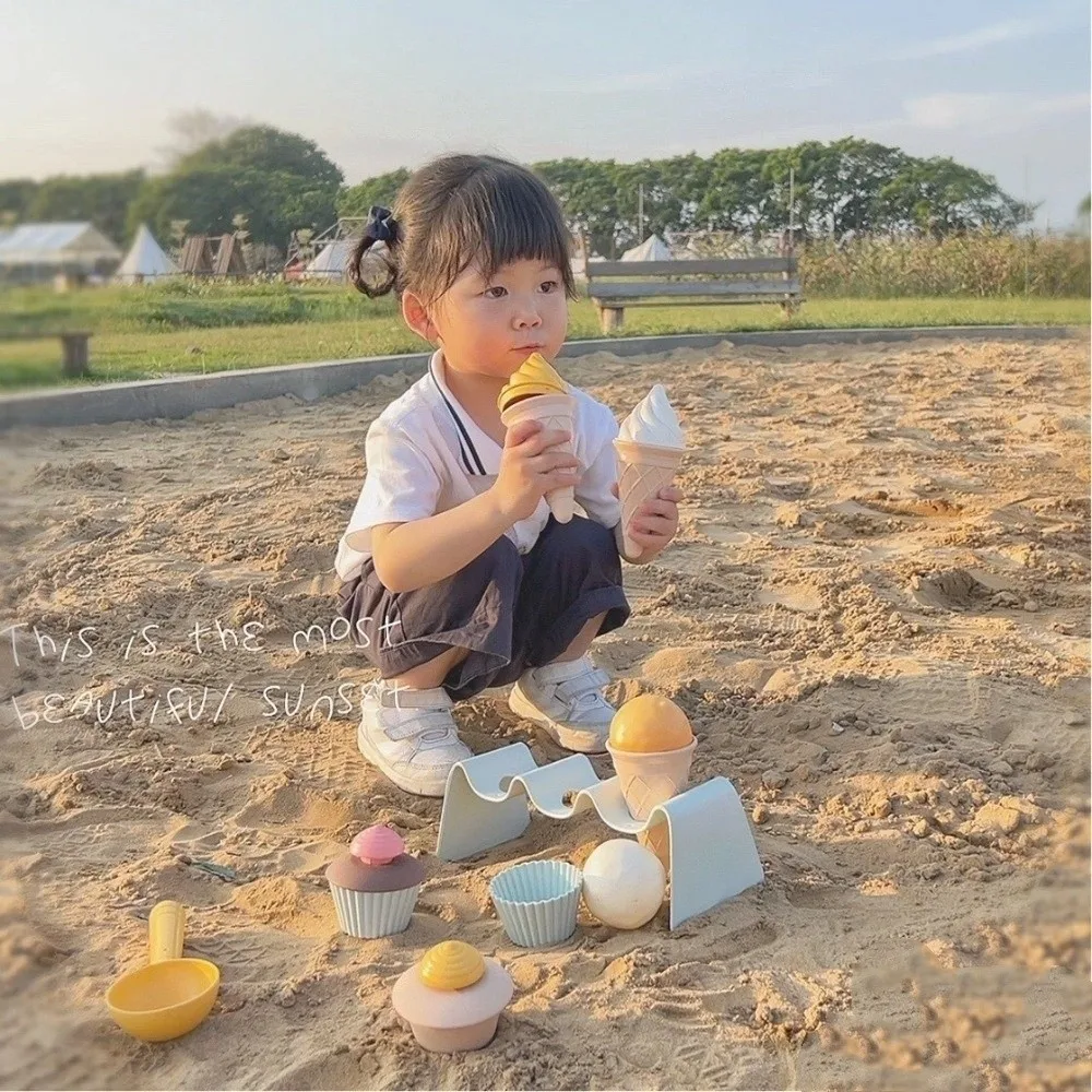 New Nordic Children Beach Ice Cream Birthday Gifts Beach Game Toy Bulldozer Digging Sand Tools for Outdoor Play