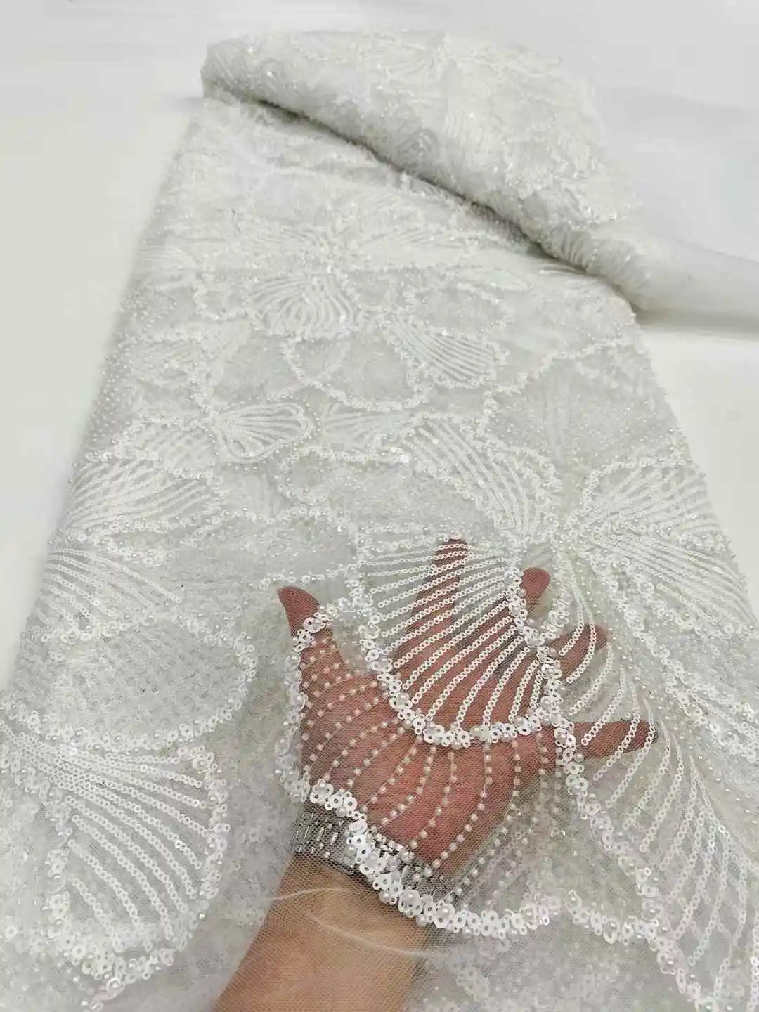 

Latest African Net Lace Beads African Lace Fabric High Quality 5Yards Embroidery Nigerian French Tulle Lace Fabric For Wedding