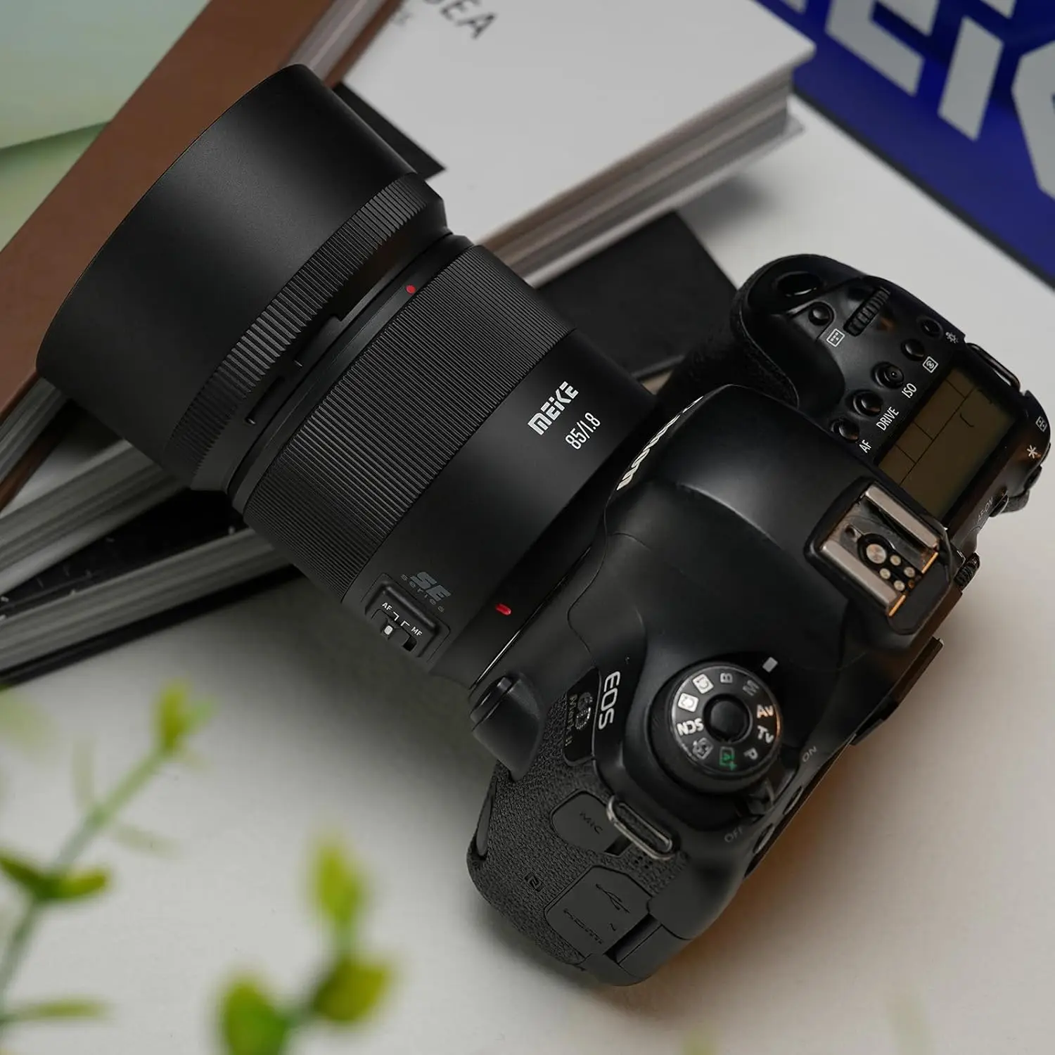 Meike 85mm F1.8 SE II Auto Focus Full Frame Aspherical Medium Telephoto Portrait Prime Lens for Canon EOS EF Mount DSLR Cameras