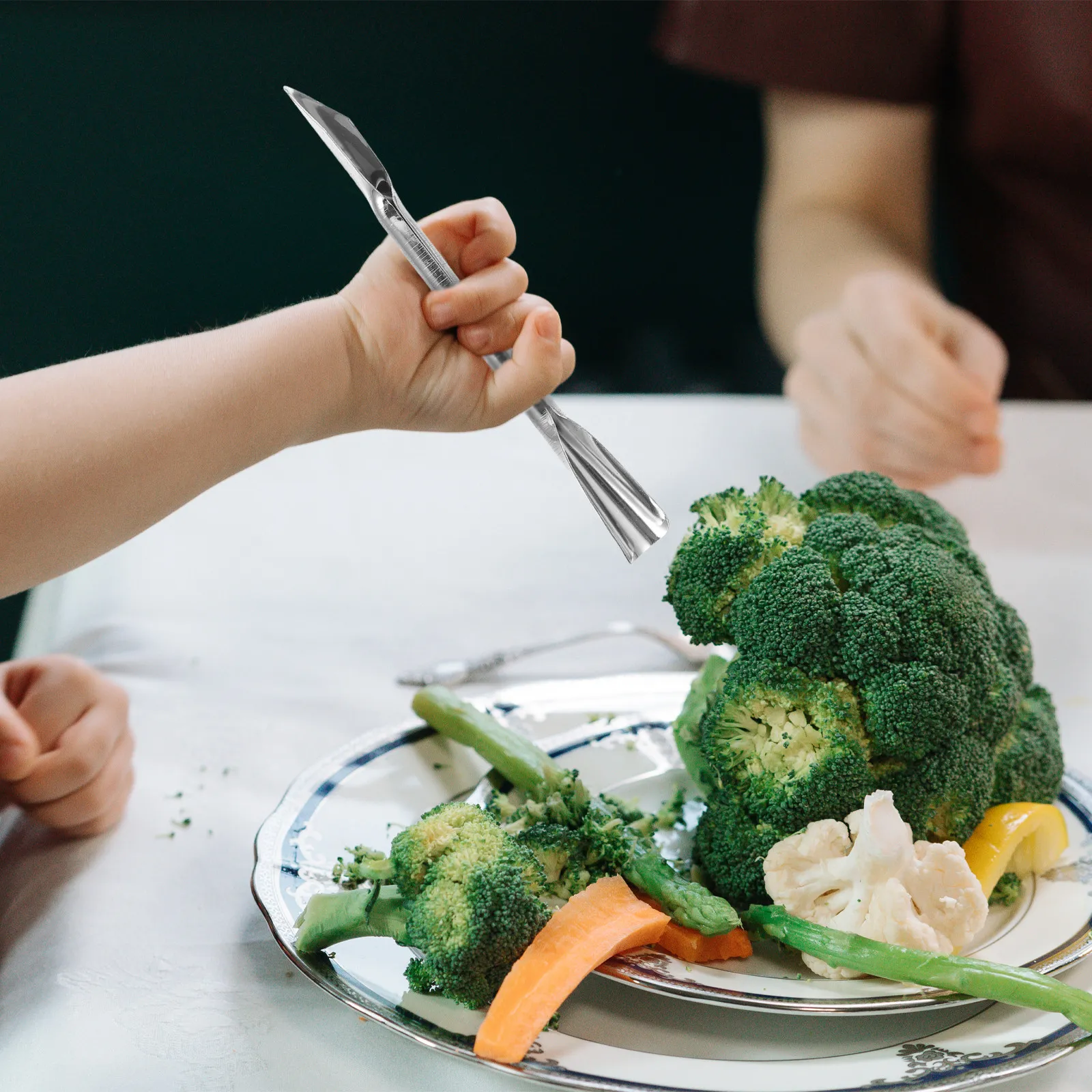 

Набор для декоративной резьбы по пищевым продуктам: креативный двусторонний кухонный инструмент для оформления блюд в кофейнях, отелях и ресторанах