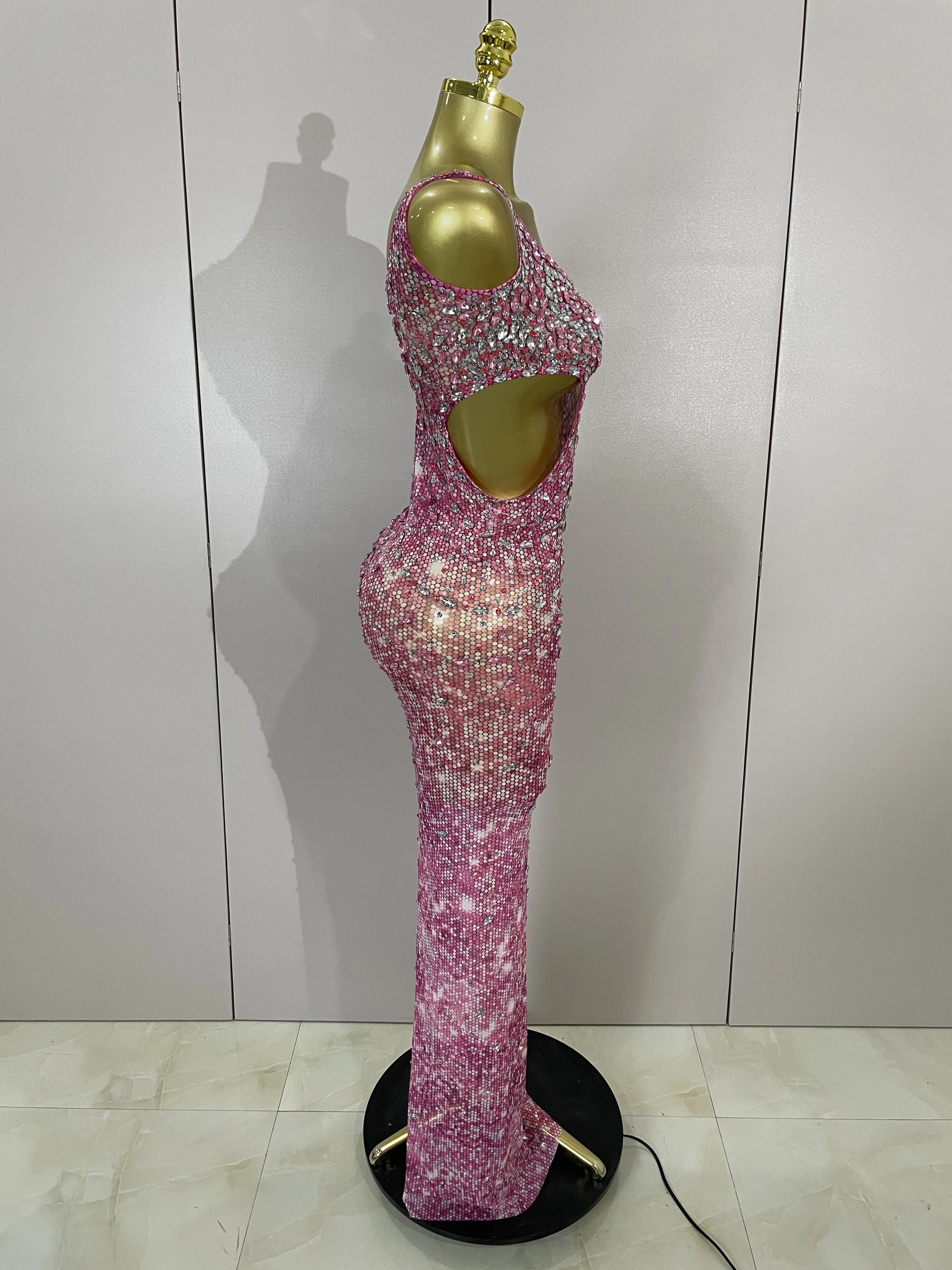 Robe longue de luxe en maille transparente pour femmes, strass scintillants, Sexy, ajouré, soirée, fête d'anniversaire, Costume de scène Nnigthclub