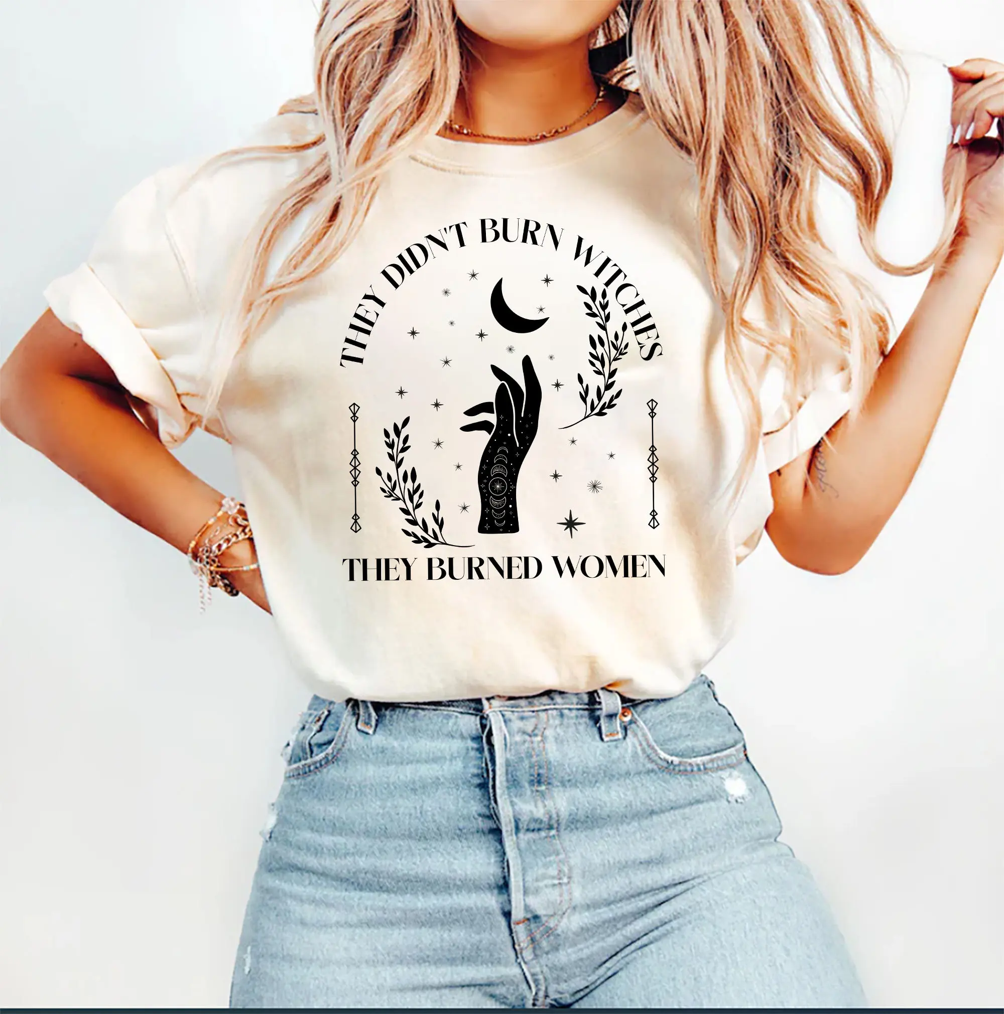 여성용 편안한 색상 마녀 티셔츠, 마녀 태우지 않은 여성 미스틱