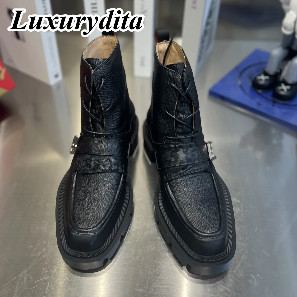 

Top High Quality Men Trendy Casual Boots Luxury Mens Real Leather boots Size 39-47 Designr Red sole Business dress Ankle boots