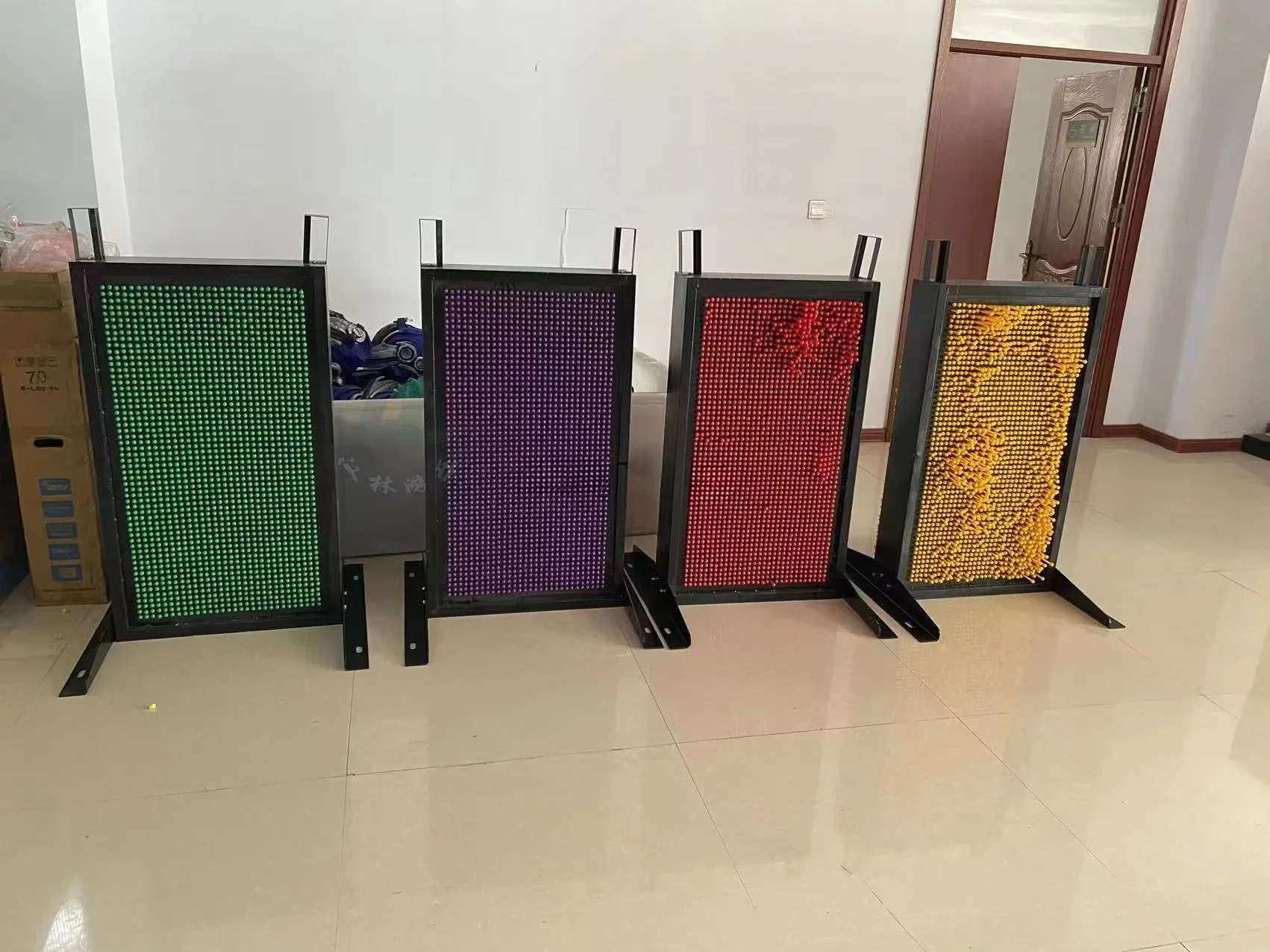 Wall Sculpture Interactive Giant Size Pin Art