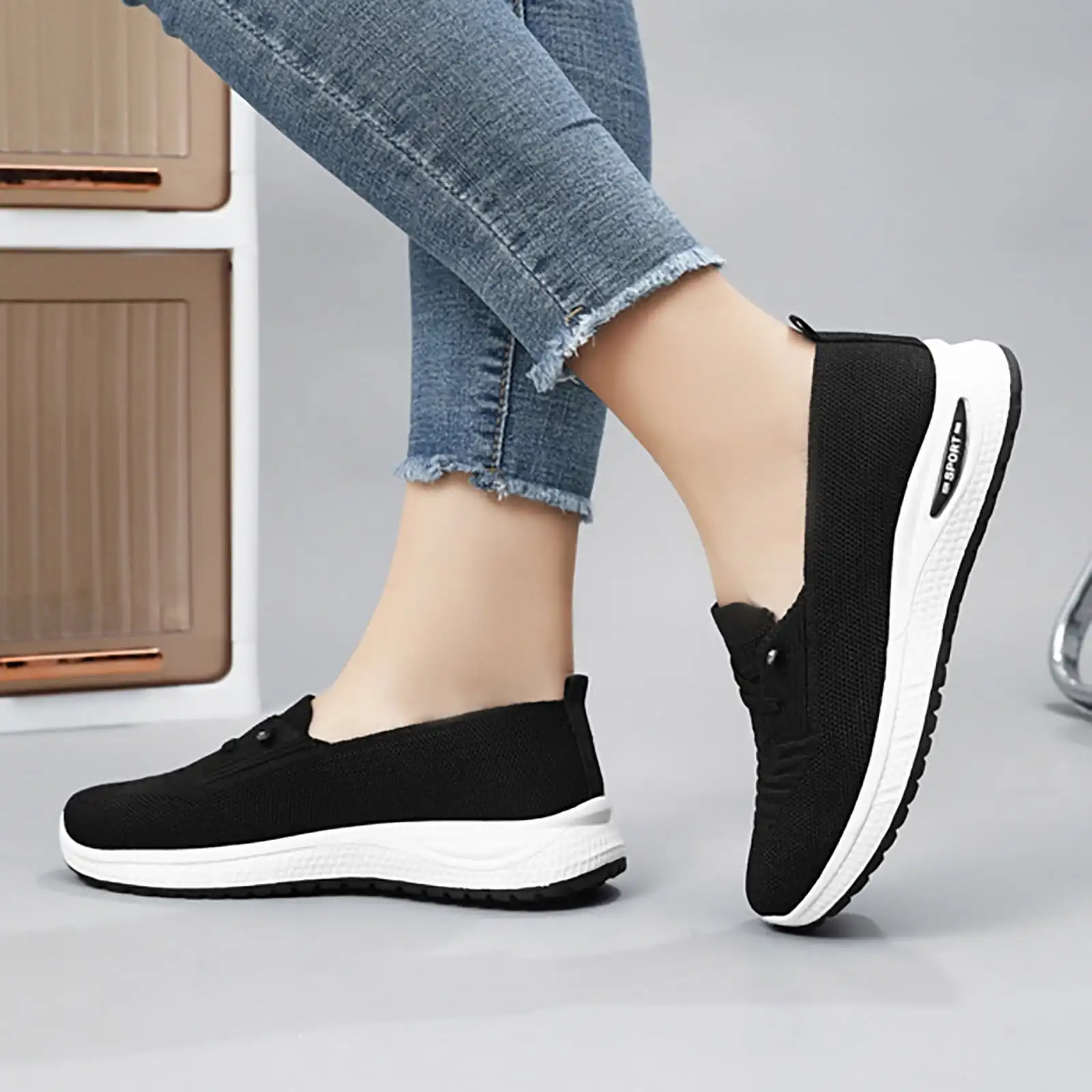 Women\'s Breathable Knitted Mesh Slip-On Sneaker Woman Lace Up Orthopedic Low Top Soft Loafer Shoes Big Size 43 Platform Trainers