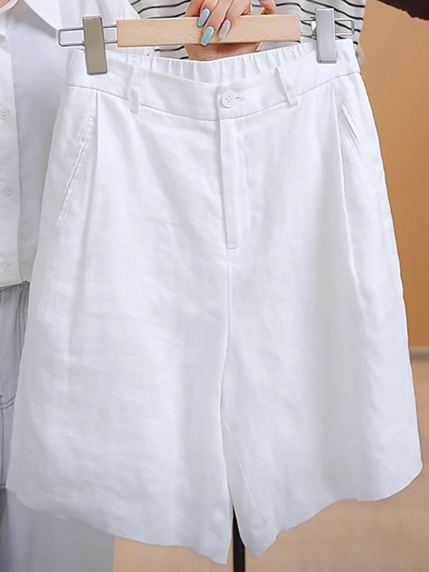 

Elegant Straight Leg Short Pants Pure Color Casual Versatile Summer High-End Commute Fashionable Lightweight Pants