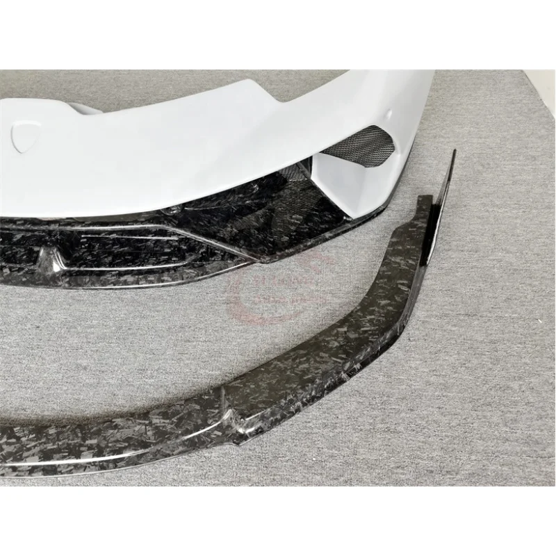 

Комплект обвеса для Lamborghini Huracan LP580 LP610: передний бампер и сплиттер в стиле Performante из кованого полукарбонового волокна