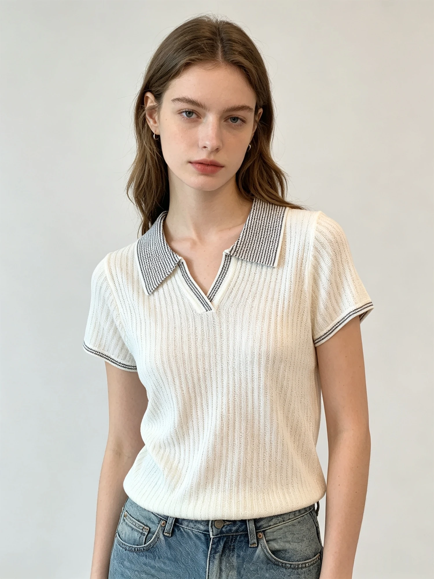 

Women White Polo T-shirt Short Sleeve V Neck Knit Tee Top Korean Style Y2K Gyaru Vintage T-shirt Knitwear for Women Summer 2026