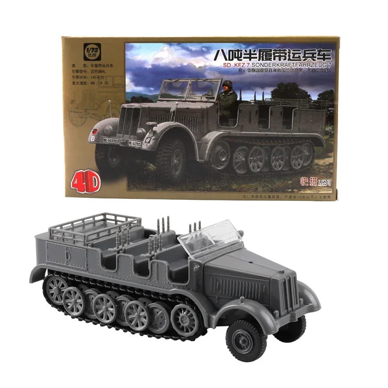 1/72 Half-Track Military Vehicle WWII German Army Personnel Carrier Plastic Assemble Tractor Car 4D Model Toy