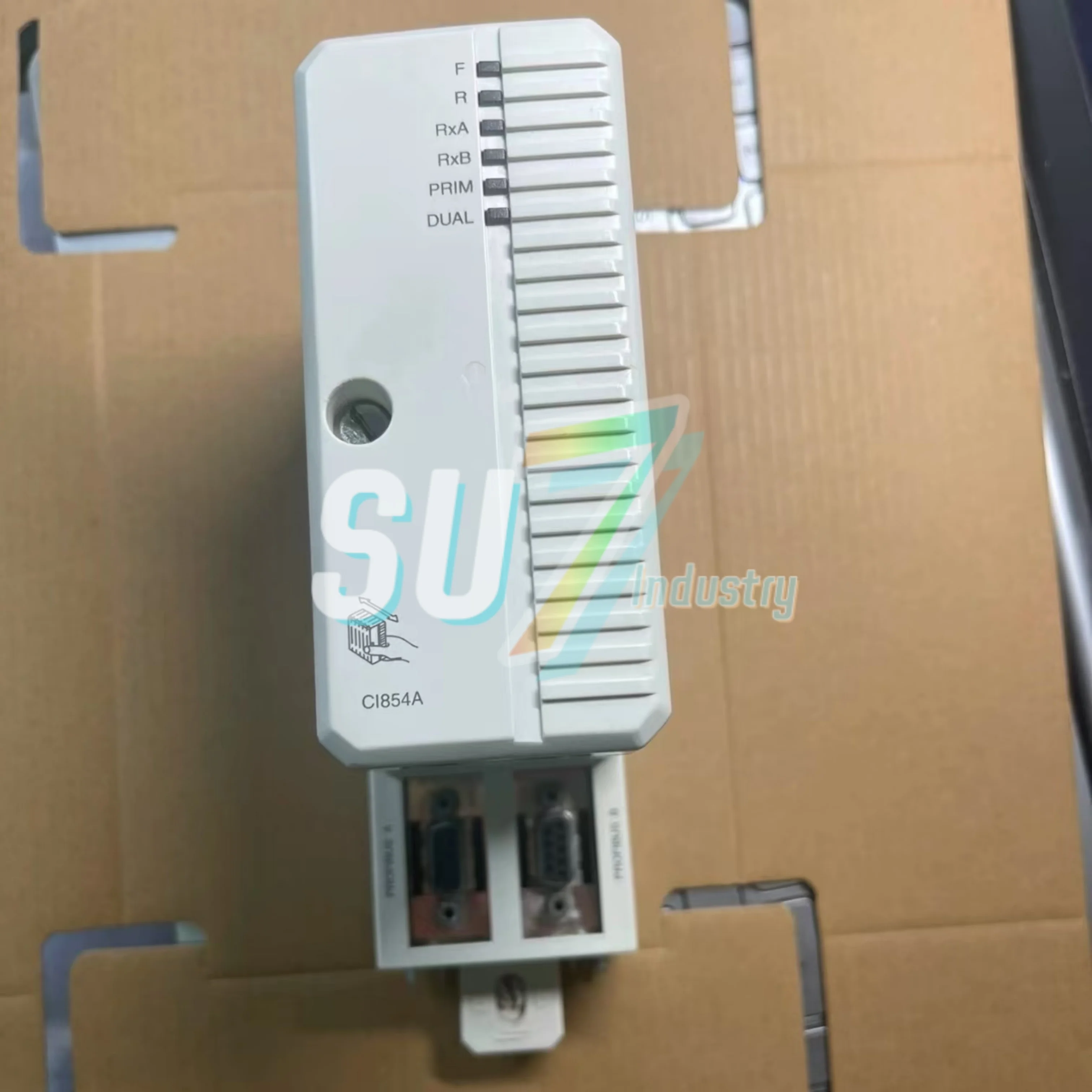 새로운 재고 있음 인터페이스 모듈 3BSE030220R1