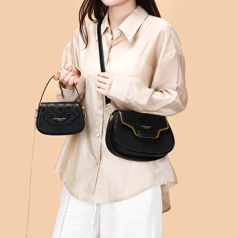 Cross-border New Fashion Women's Handbag Cover Bag Shoulder Messenger Bag Commuter Fold Design Niche Temperament Bag
