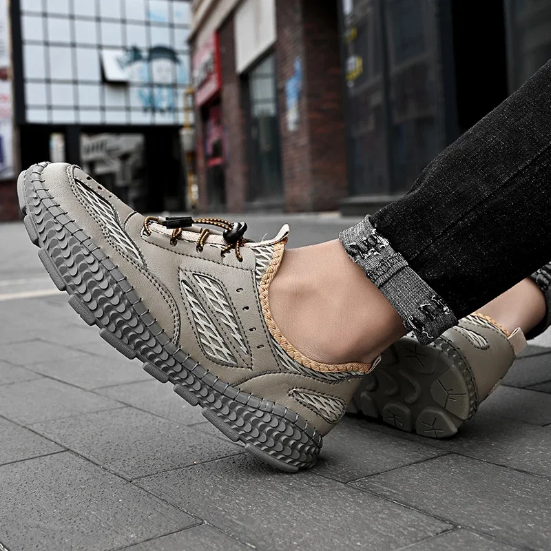 Leather Men Shoes Casual Outdoor Sneakers Handmade Retro Leisure Loafers Shoes Moccasins Breathable Shoes Fashion Sneakers