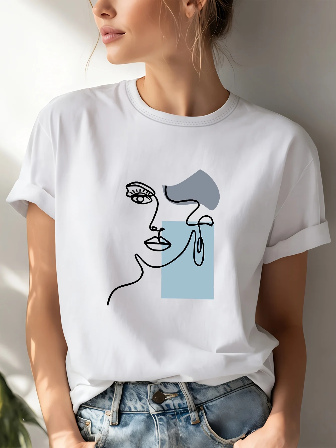 Abstract Art Facial Line Printed T-shirt Women's Round Neck Slimming Top Commuter Off The Street Versatile Casual Base Shirt