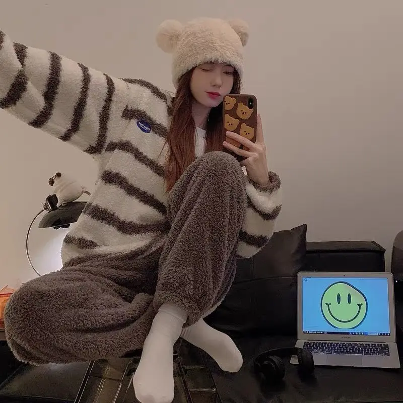 Striped Sweater Pajamas Women Korean Fashion Pullover Winter Casual Elegant Sweater Lady Vintage Harajuku Warm Pullover