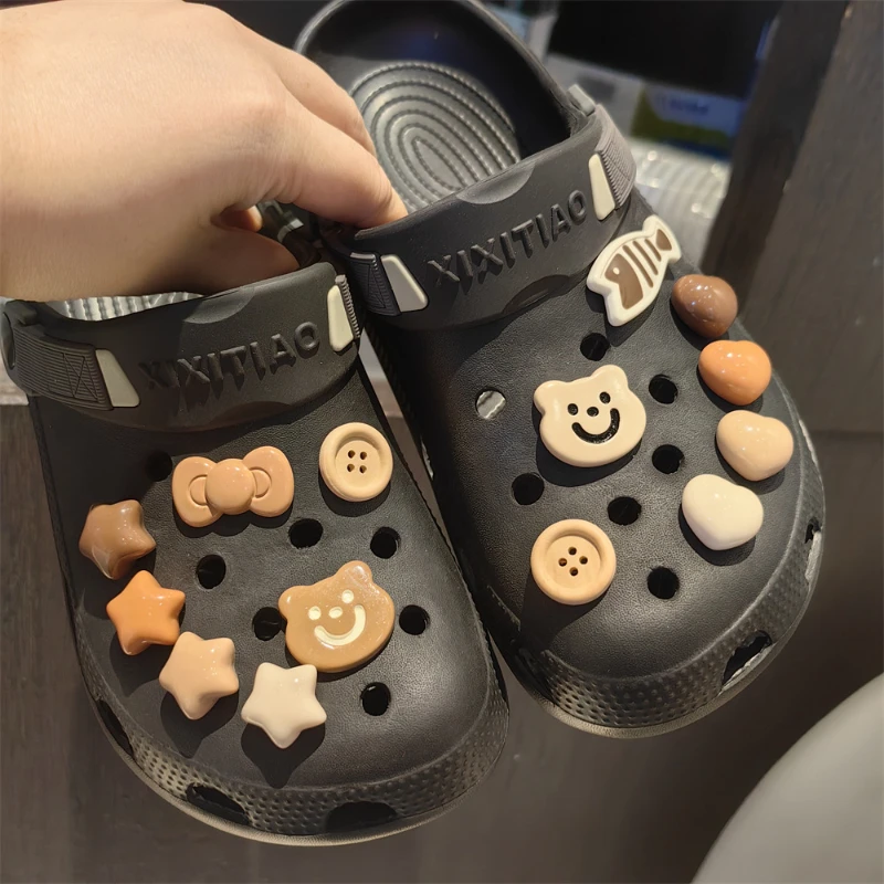 New Jibbitz Cute Shoes Charms For Clogs Creative Detachable Flower Buckle Perfect Birthday Gift Shoe Accessories