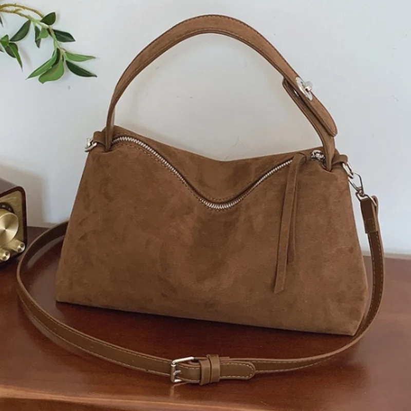 

Fashion Women Handbag 2025 Autumn/Winter New Collection Suede Leather Crossbody Bag Women's Simple Large Capacity Shoulder Bag