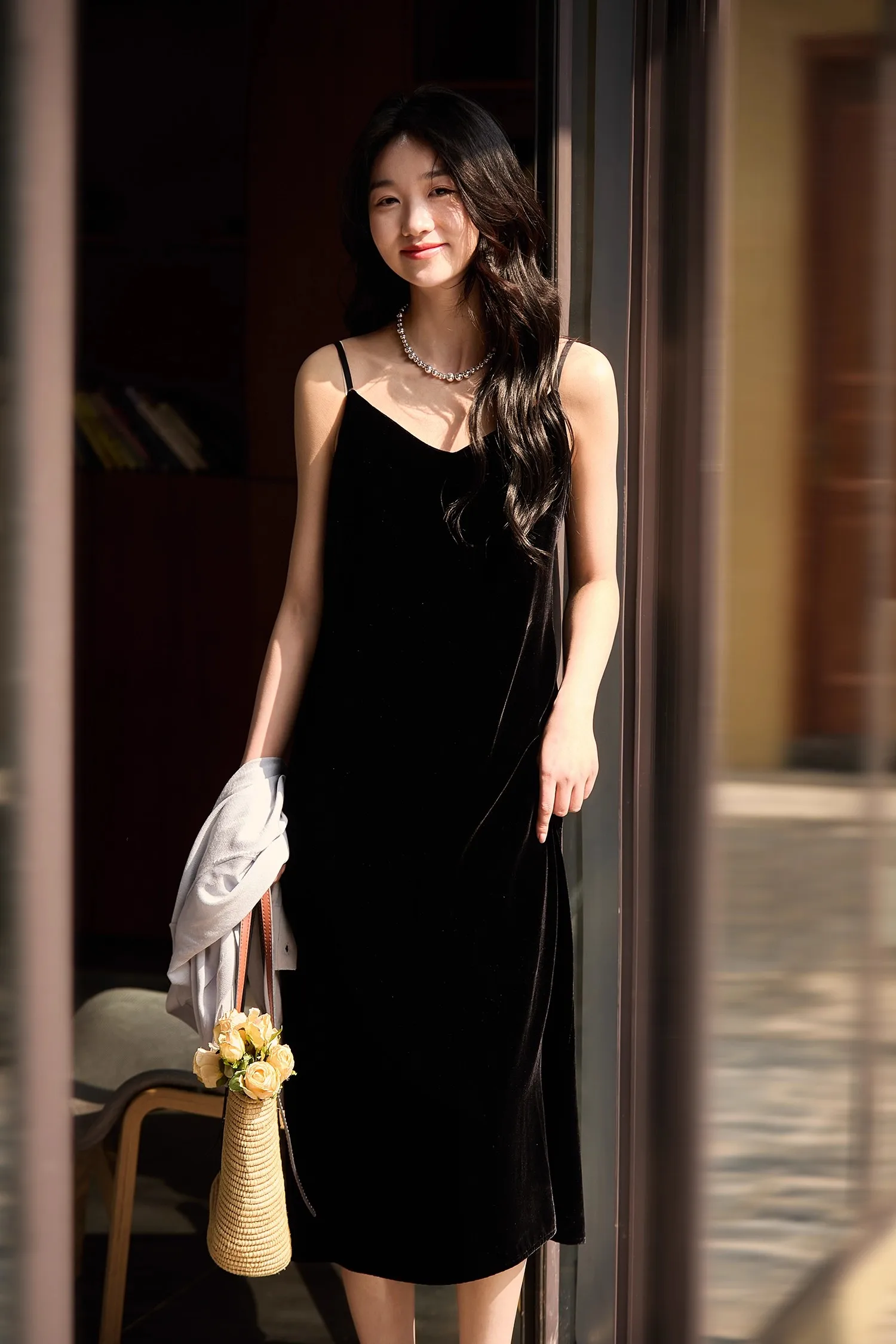 Birdtree ผู้หญิง 17.8% มัลเบอร์รี่ผ้าไหมกำมะหยี่ท็อปส์กระโปรงชุด,เสื้อคอเรือเดินทางสไตล์กระโปรงสลิงชุด,กาแฟสีดำ T58821JF