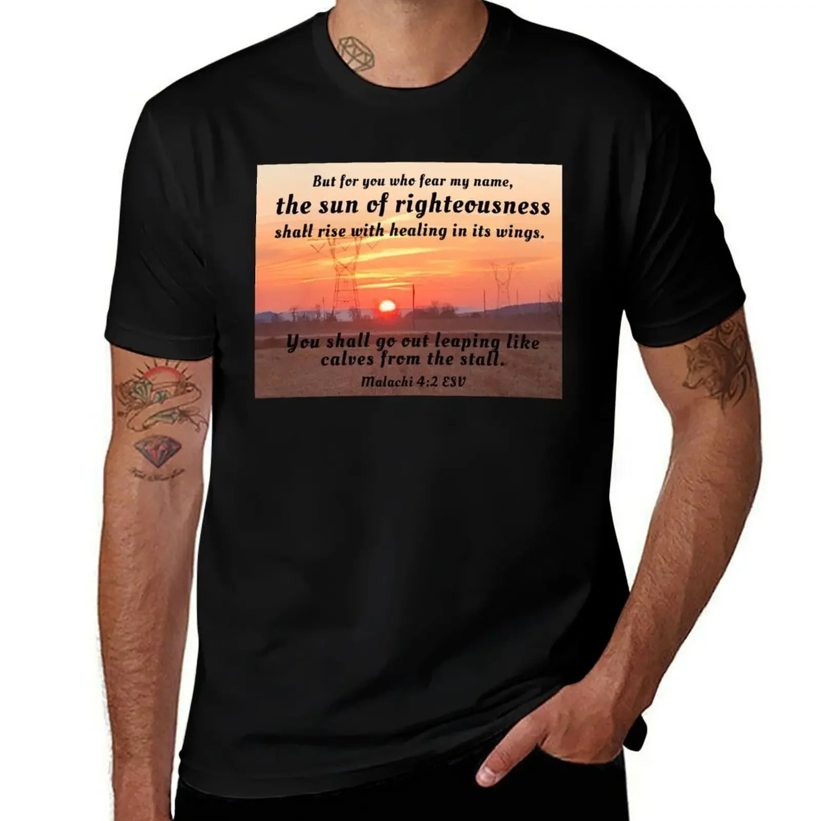 

Malachi 4:2 the sun of righteousness shall rise T-Shirt vintage graphics hippie clothes vintage graphic tee t shirt men