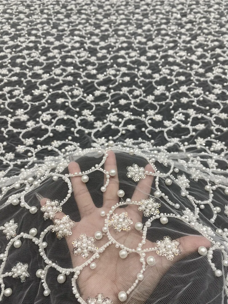 

High-end wedding dresses and women's fashion skirts with beaded fabric heavy-duty pearl and sequin lace embroidered tulle fabric