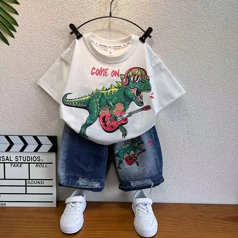 

Boys' Summer Set 2025 New Children's Cartoon Short sleeved T-shirt Boys' Cowboy Shorts Two piece Set Kids Outfits