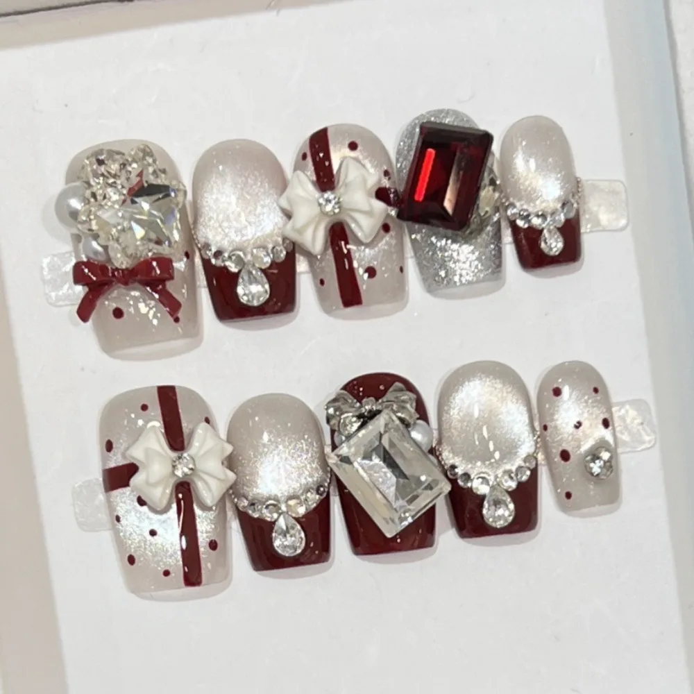 

10 Pieces Luxury Festive 3D Bow Pearl Chain Handmade Press On Nails Polka Dots Glitter Gift Art Fake Nails Removable Reusable