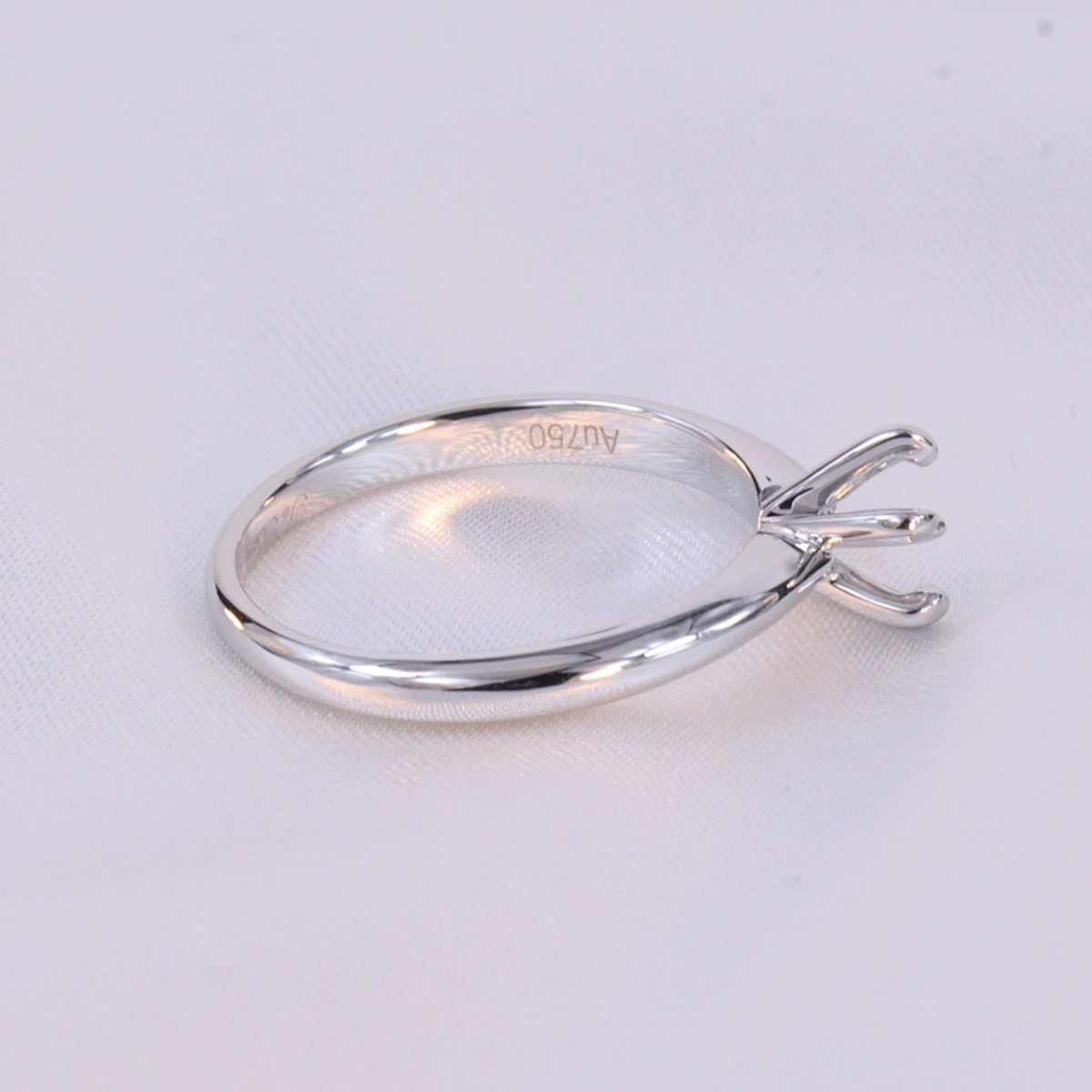 Real 18K White Gold Ring Setting Classic Six Prongs Ring Collet Engagement Ring With AU750 Material Personalized Rings