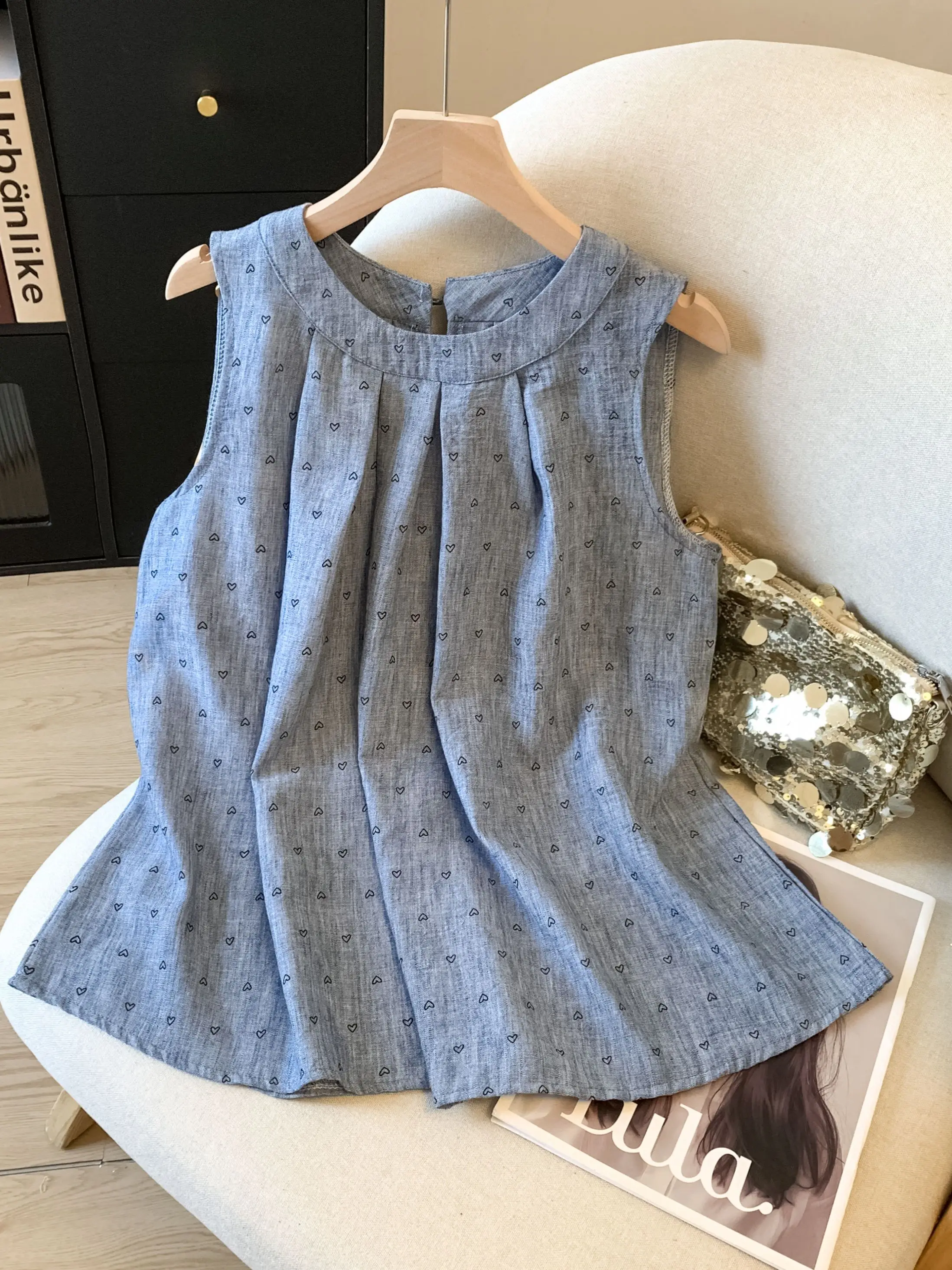 

Korean Style Gentle Heart Print Vest Shirt Women's Summer New High-End Versatile Slimming Sleeveless Top Trendy