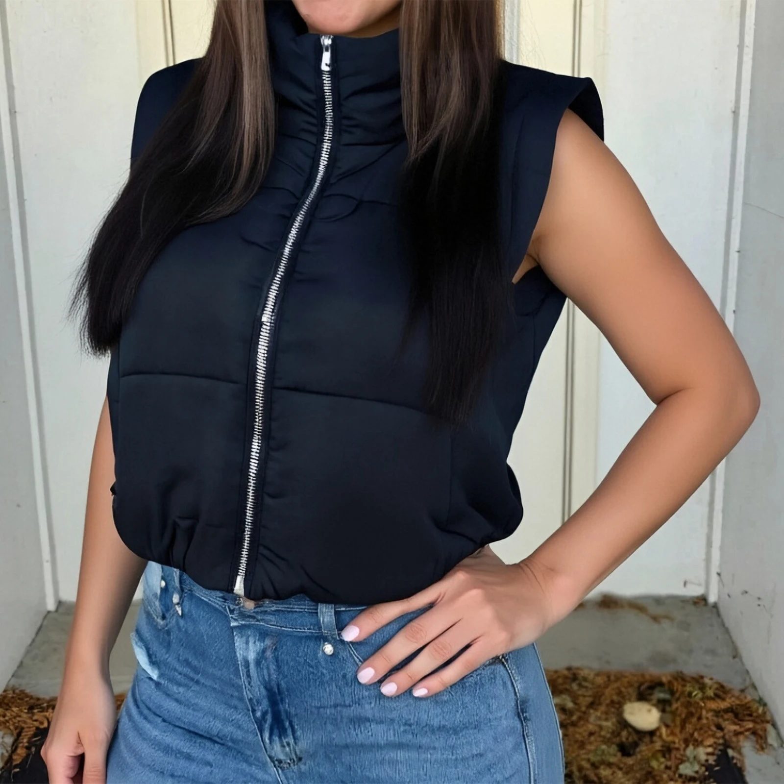 

Women's Quilted Vest Sleeveless Solid Color Stand Collar Zipper Casual Cropped Jacket with Pockets