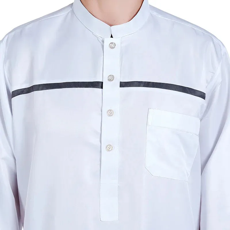 Uomo Jubba Thobe Abaya Abito lungo Caftano Islamico 2025 Eid Musulmano Ramadan Abito lungo Saudi Musulman Indossare Dubai Arabo Uomo