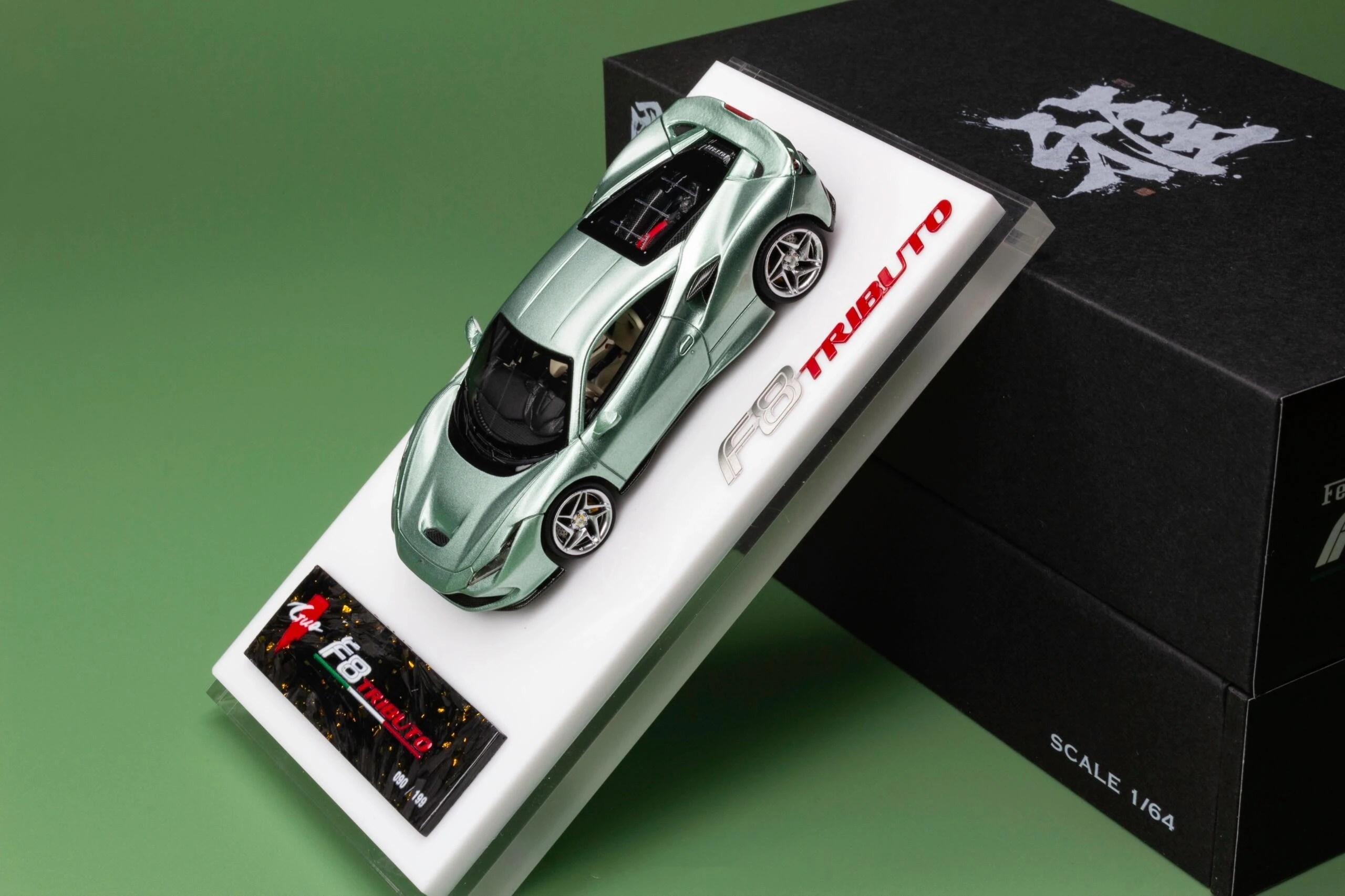 

TARDIS 1:64 F8 Ледяная зеленая литая под давлением модель автомобиля из смолы, ограниченный выпуск